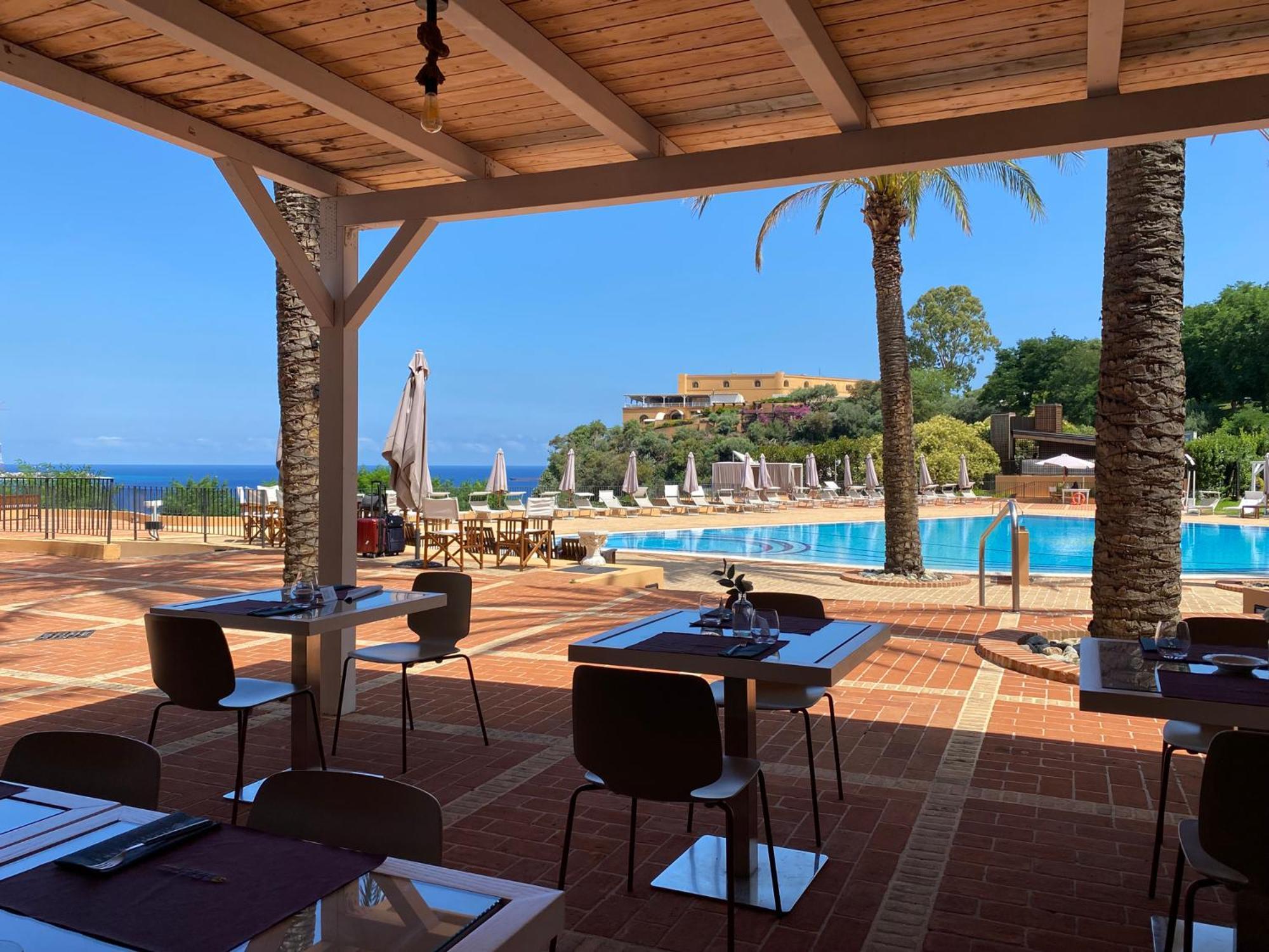 Altafiumara Resort & Spa Villa San Giovanni Bagian luar foto