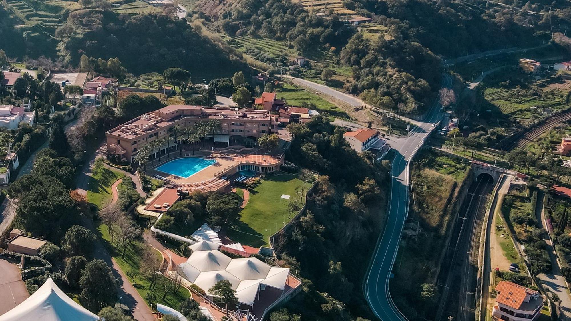 Altafiumara Resort & Spa Villa San Giovanni Bagian luar foto